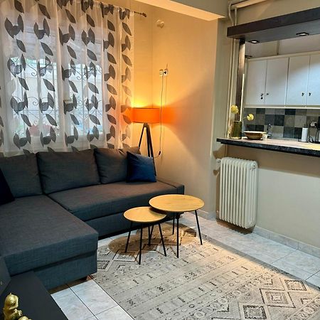 Cozy Home In Nea Smirni Атина Екстериор снимка