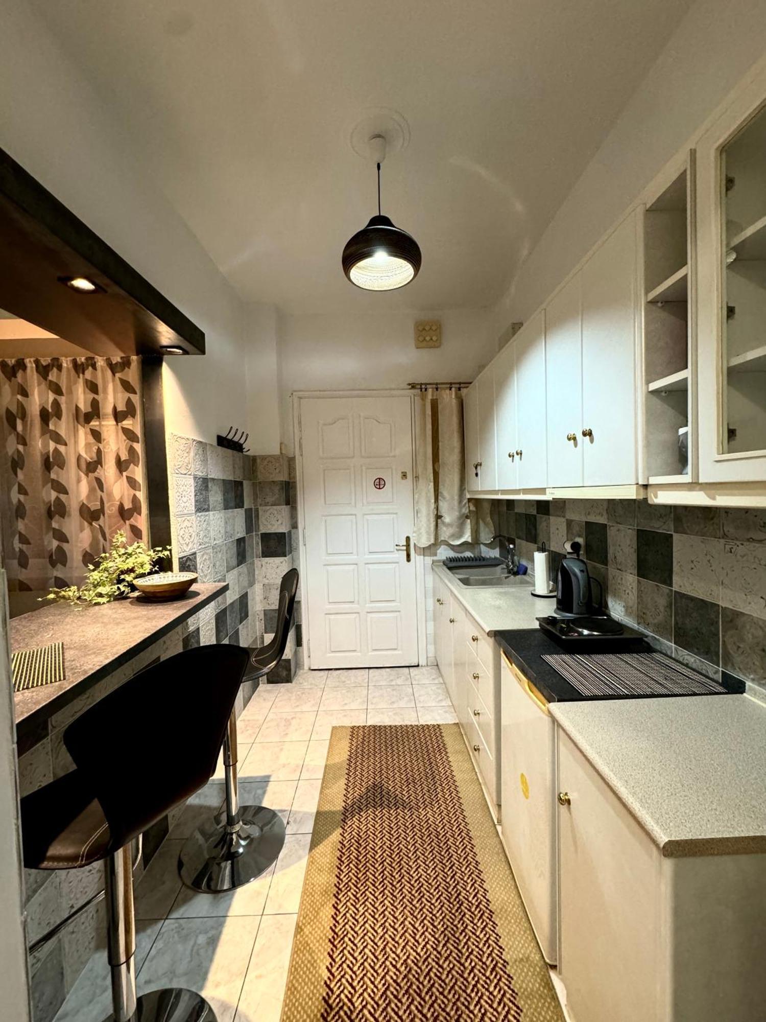 Cozy Home In Nea Smirni Атина Екстериор снимка